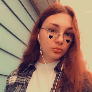 Meet your Posher, Hailey